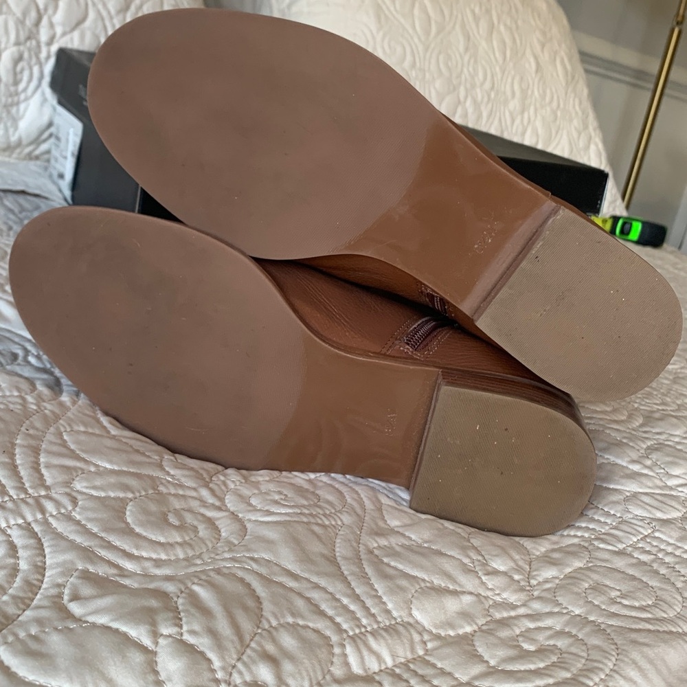 Talbots pebbled leather ankle booties size 8.5 - Picture 11 of 15